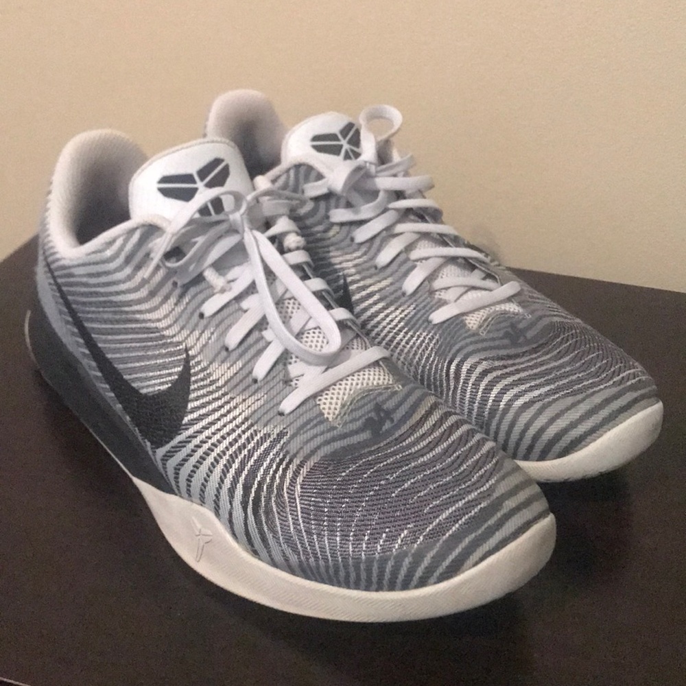 Nike Kobe Bryant Mamba Mentality II Wolf Gray Sz11